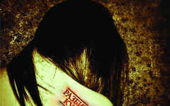 Broken Dolls (Razbitye Kuklu)